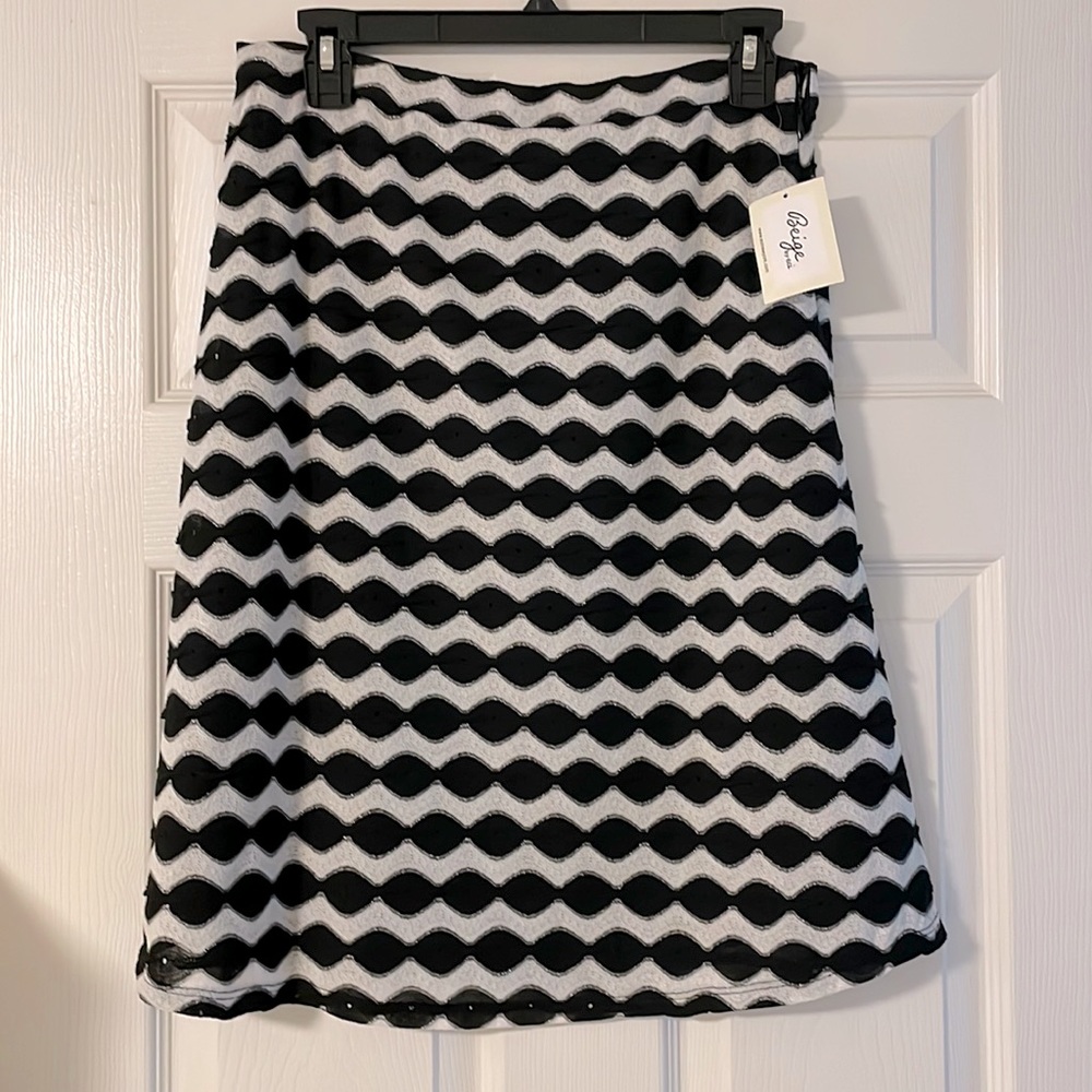 Wave Stripe Skirt Black White Silver Metallic Knit Beige by ECI Textured